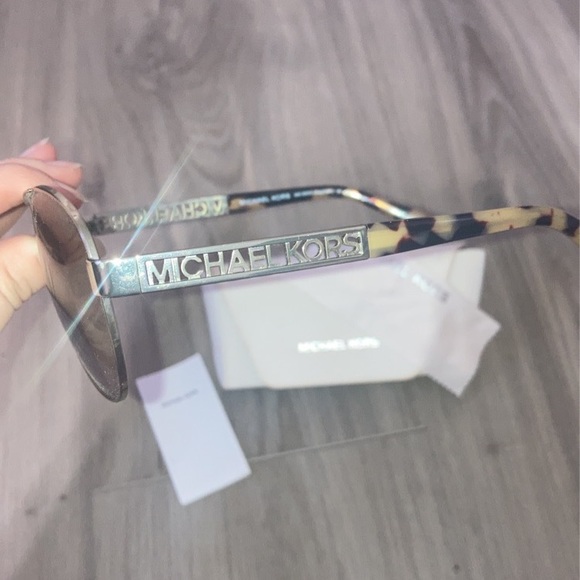 Michael Kors sunglasses - Picture 2 of 7